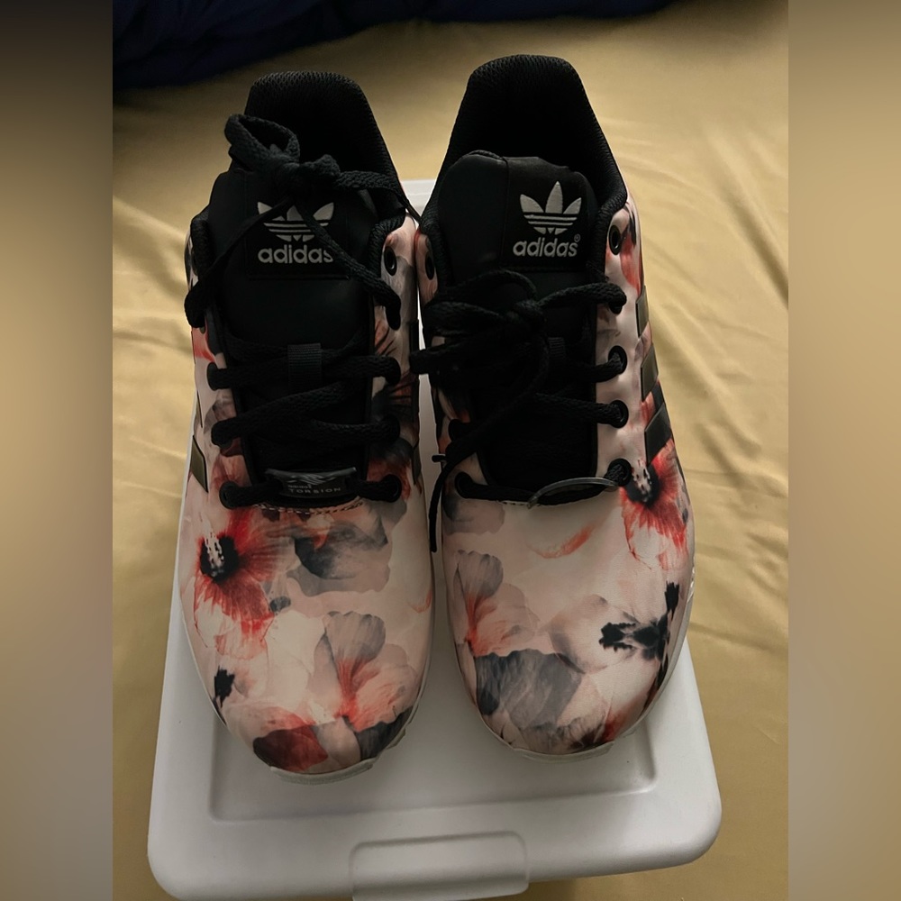 Women floral Adidas